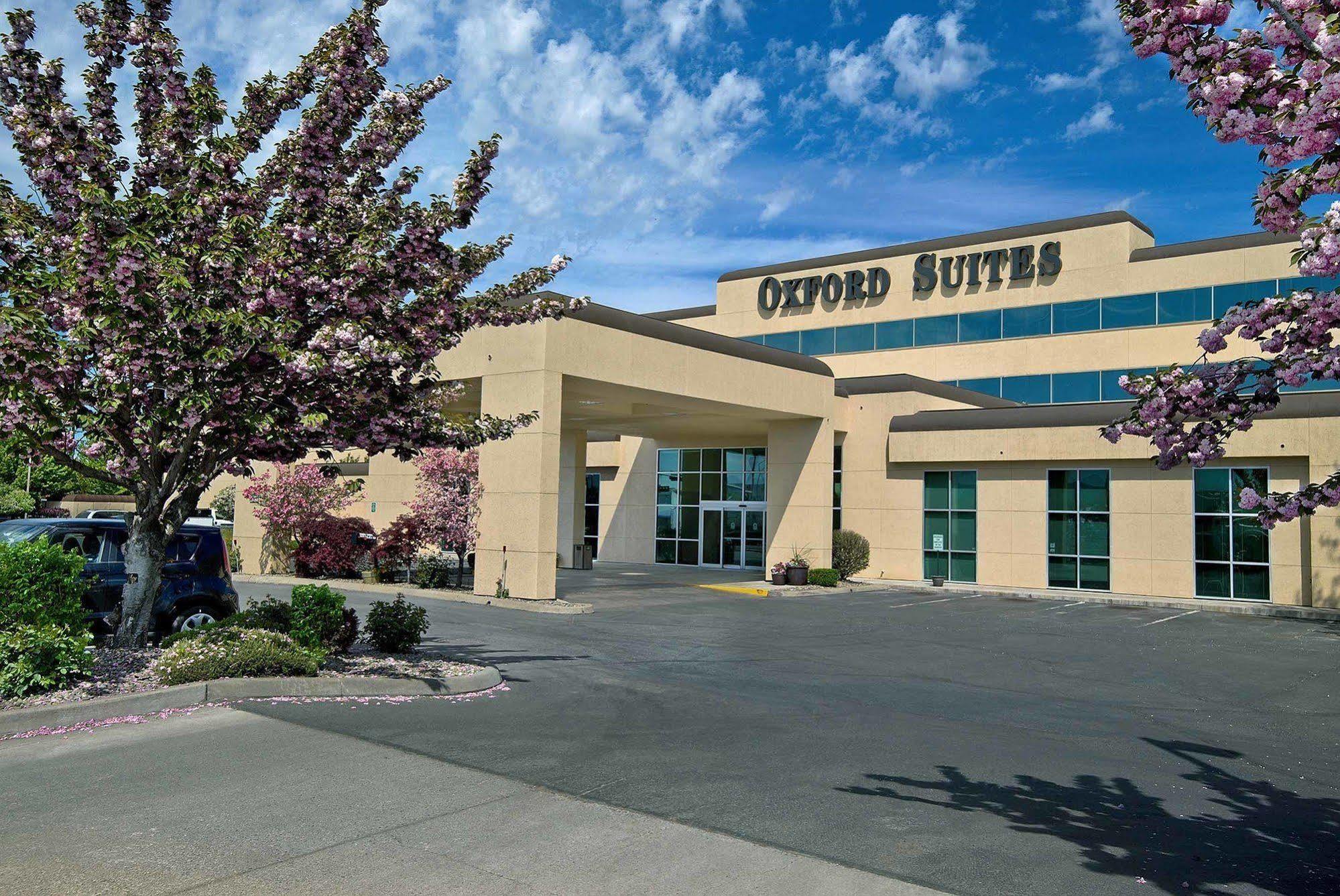 Oxford Suites Yakima Exteriör bild